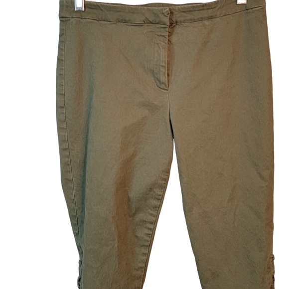 Scripted Olive Green Cropped Boho Ruffled Flair Leg Trouser Pants Size 8 - Picture 3 of 14